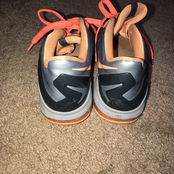 lebrons - Picture 5 of 6